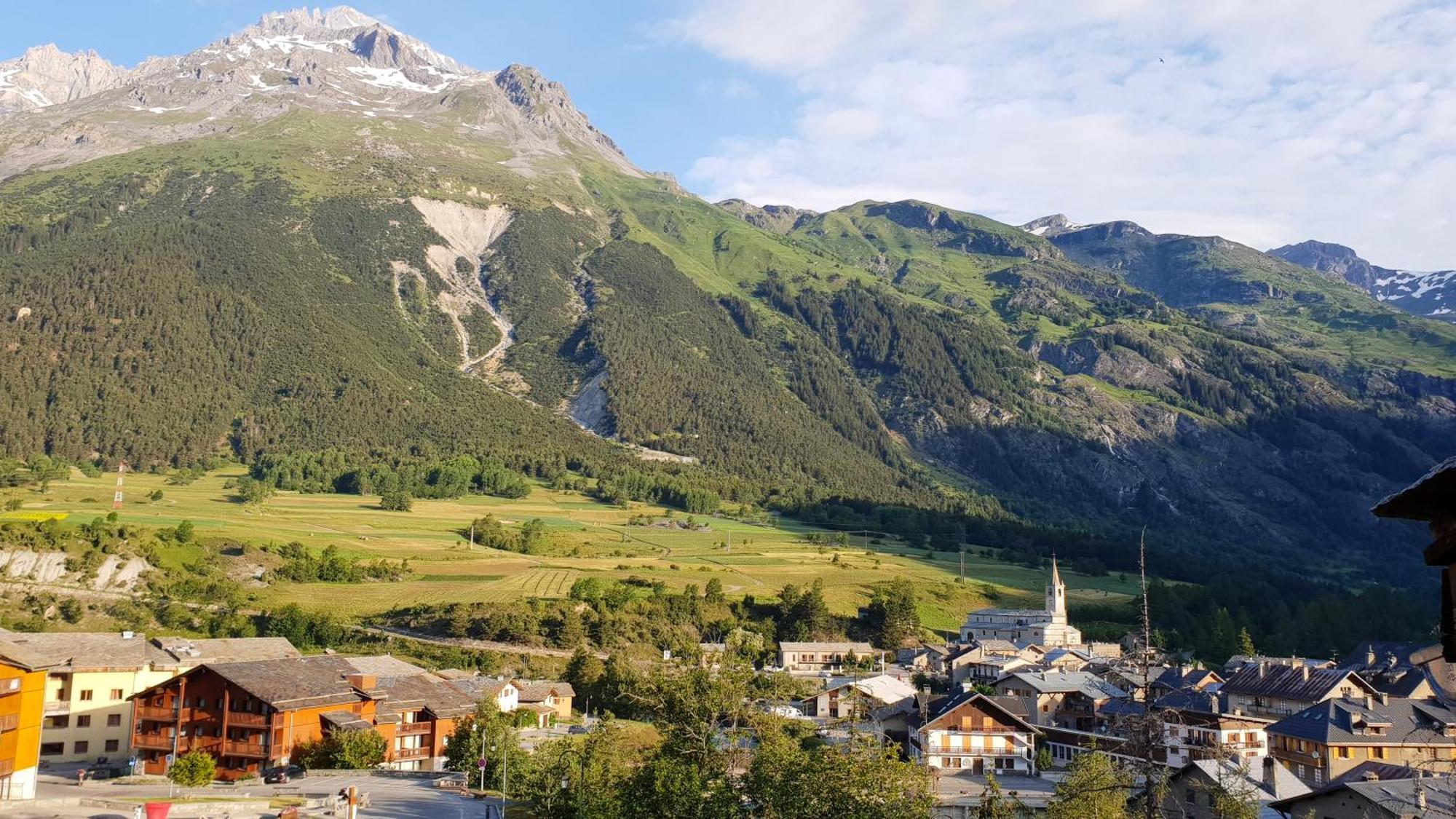 Aux Portes Du Parc National De La Vanoise Appartement Termignon Val Cenis Avec Wifi Exterior photo